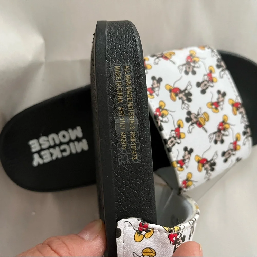 Disney Black and White Sandals Flip Flops with Open Toe‎ Design